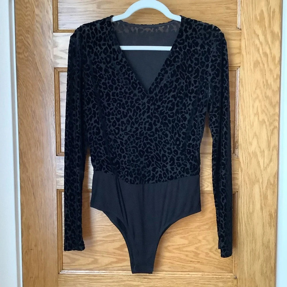 BARDOT Black Velvet Brocade Leopard Bodysuit - Picture 2 of 15
